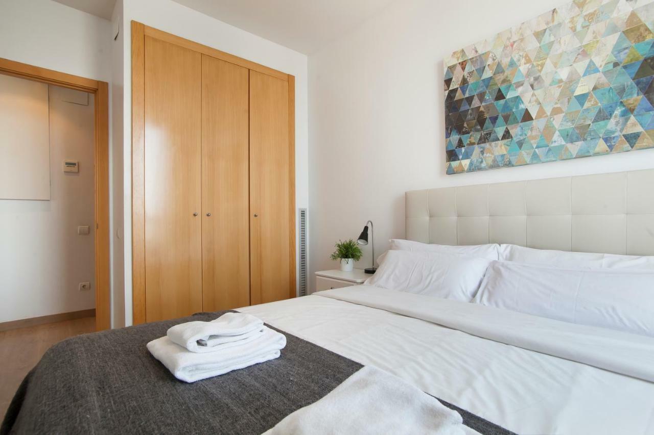Tendency Apartments 3 Barcelona Exterior photo